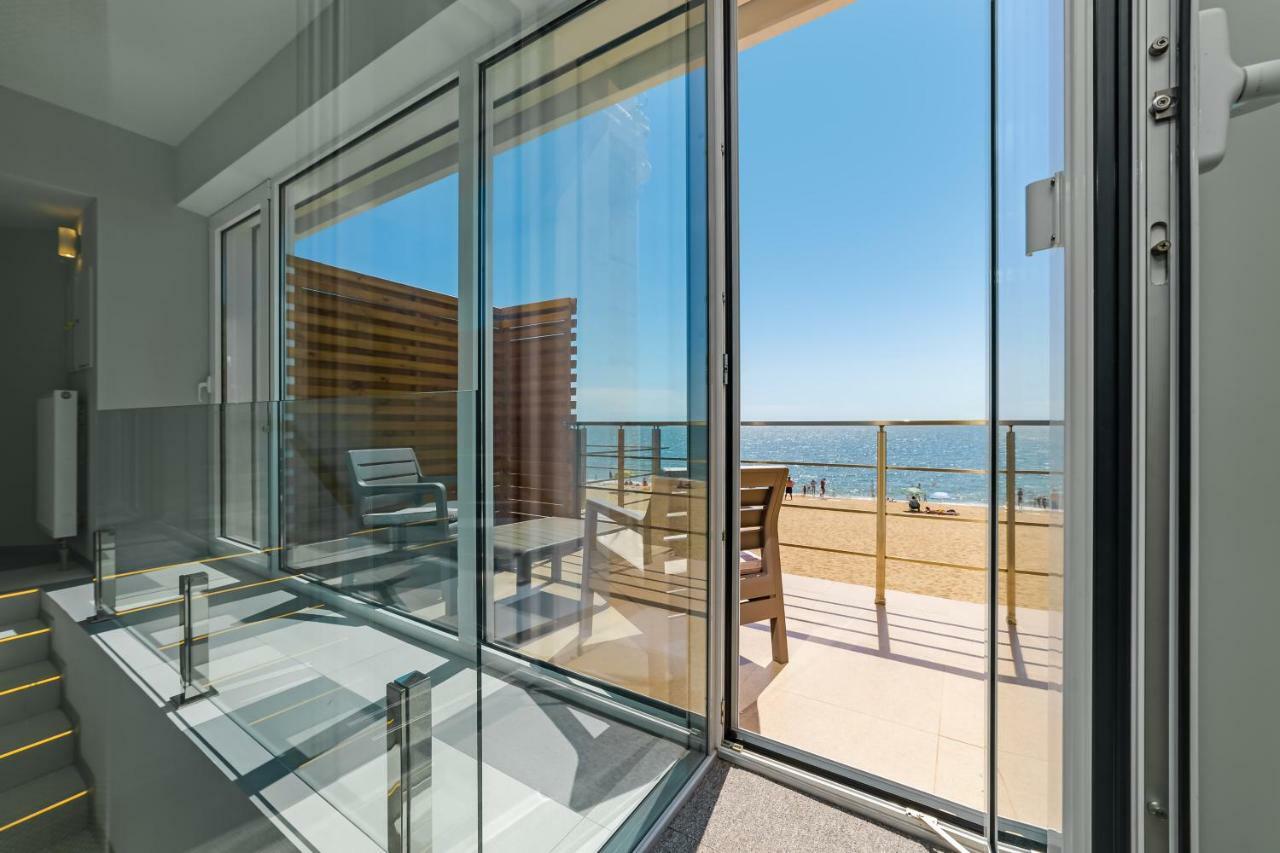 Ferienwohnung Poseidon Deluxe Перша Лінія З Басейном Odessa Exterior foto