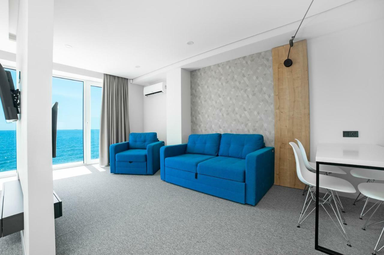 Ferienwohnung Poseidon Deluxe Перша Лінія З Басейном Odessa Exterior foto